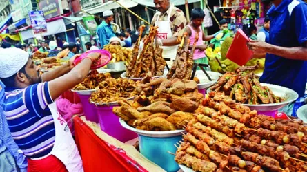 চকবাজারের ইফতার : রঙের ফিচার