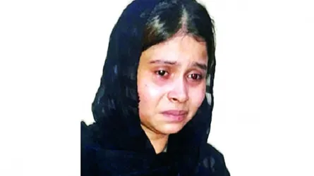 ভাতের থালায় চুল থাকার অপরাধে নির্মমভাবে মরতে হলো ১০ বছরের সাথীকে