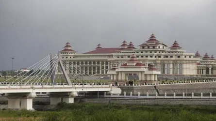 মিয়ানমার সরকারের নতুন ঘোষণা, নিন্দার নাকি প্রশংসার!