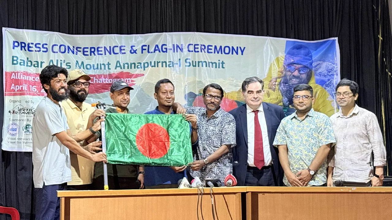 অন্নর্পূণা-১ অভিযানের গল্প শোনালেন পর্বতারোহী বাবর আলী