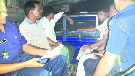 রংপুরের হারাগাছে ব্লক রেইড : ৭ ড্রাগ লিডার গ্রেফতার
