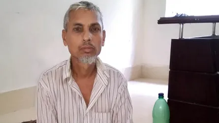 নড়াইলে জাল দলিল ও সিলসহ প্রতারক গ্রেফতার