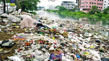 নদীনালা খালবিল সয়লাব ক্ষতিকর প্লাস্টিকে
