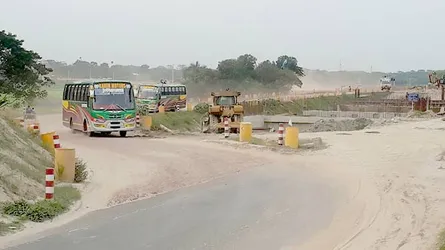 এবারও দক্ষিণাঞ্চলের যাত্রীদের অস্বস্তির ঈদযাত্রা