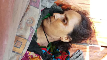 খাবার চাওয়ায় শাশুড়িকে মেরে গাছে লাশ ঝুলিয়ে রাখল পুত্রবধূ