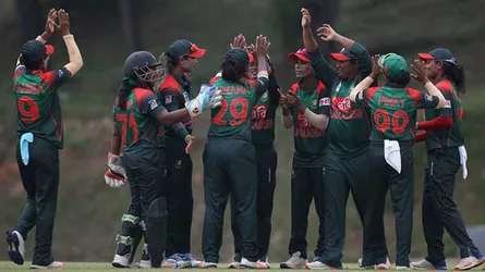 তাড়াহুড়া করতে গিয়ে বিপদে ভারত