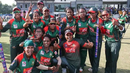 আজ দেশে ফিরছে সালমারা, সংবর্ধনা দিবে বিসিবি