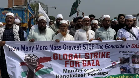 দাউদকান্দিতে গাজায় হামলার প্রতিবাদে বিক্ষোভ