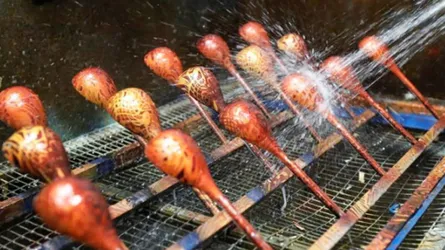 রাশিয়া বিশ্বকাপে এবার ভুভুজেলার বদলে চামচ