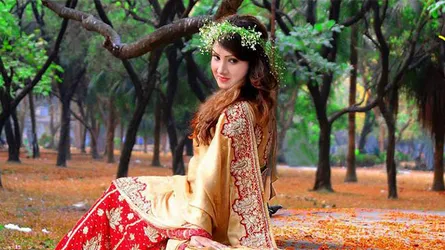 প্রতারণা মামলায় নায়িকা গ্রেফতার