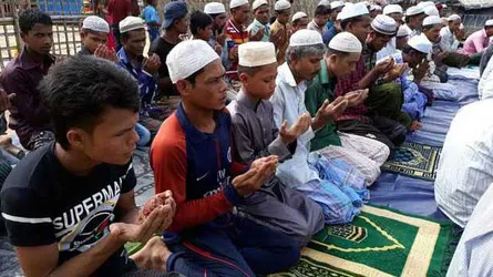 ৬ বছর পর ঈদের নামাজ পড়তে পেরে খুশি রোহিঙ্গারা