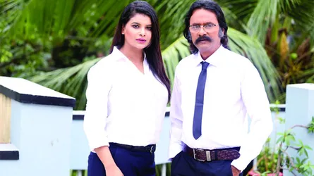 একদিন চোর ধরা পড়বেইতে  লাভলু-শবনম ফারিয়া