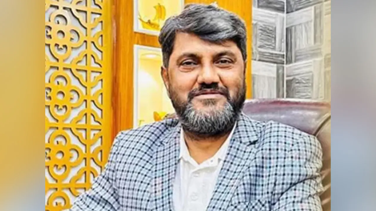 টঙ্গীতে একাধিক হত্যা মামলার আসামি অধ্যক্ষ আলাউদ্দিন মিয়া গ্রেফতার