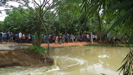 মৈৗভীবাজারে কুশিয়ারা নদীর ভাঙ্গনে বন্যা পরিস্থিতির অবনতি