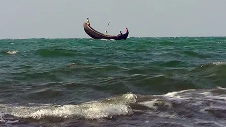বঙ্গোপসাগরে ট্রলারডুবি : ২১ মাঝি মাল্লা নিখোঁজ