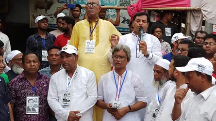 গাজীপুরে আওয়ামী লীগ প্রার্থীর প্রচারণায় খুলনার মেয়র খালেক