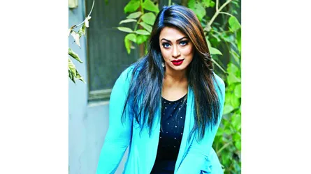 এক মাসে পপির তিন সিনেমা