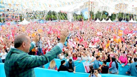 বিজয়ের দৃঢ় প্রত্যয় নিয়ে প্রচারণা শেষ করলেন এরদোগান