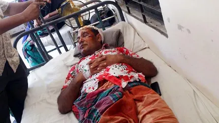 বালিয়াকান্দিতে কুপিয়ে হত্যা চেষ্টার অভিযোগ