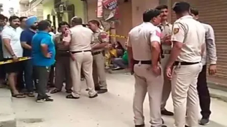 একই পরিবারের ১১ জনের রহস্যজনক মৃত্যু
