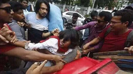 কোটা সংস্কার আন্দোলনকারীদের ওপর ফের হামলা, নারীদের হেনস্থা