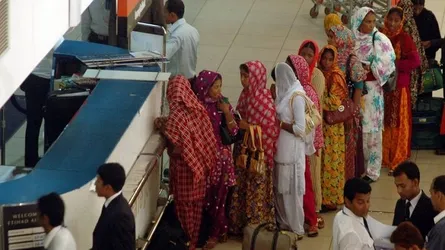 অভিবাসী নারীরা শ্রমিক; ক্রীতদাসী নন