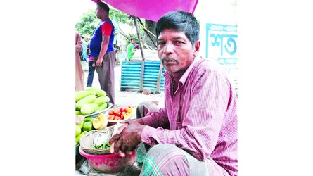 ঝামেলা দেখলে কেটে পড়ি