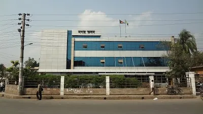বিসিসি নির্বাচন : মনোনয়ন বঞ্চিতদের কাছে টানতে পারেনি আ’লীগ-বিএনপি
