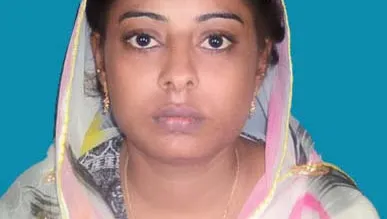 পপির অভিনব প্রতারণা, অনেক যুবককে সর্বশান্ত