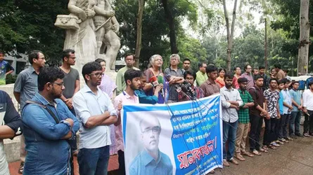 ‘ঢাবি এখন একটা মৃত্যুপুরীতে পরিণত হয়েছে’