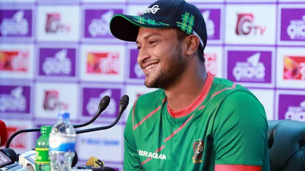 সংবাদ সম্মেলনে যা বললেন সাকিব