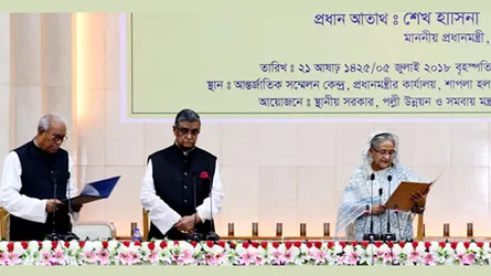 খুলনার মেয়র ও কাউন্সিলরদের শপথ