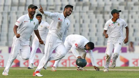 প্রথম টেস্টের দুঃস্মৃতি ভুলে ঘুরে দাঁড়ানোর প্রত্যয় টাইগারদের