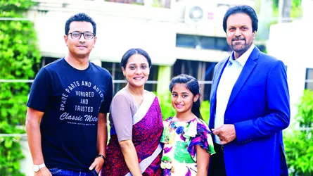 ‘মাধবীলতা চোখের পানি জমায়’তে তারিক আনাম অপি করিম