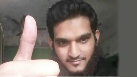 হাসপাতালে রোগীর নাতনিকে ধর্ষণ : চিকিৎসক আটক
