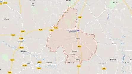 ব্যাটারী চালিত রিকসার দখলে লাকসাম শহর