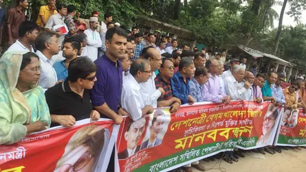 খালেদা জিয়ার চিকিৎসা নিয়ে জনগণকে বিভ্রান্ত করছে সরকার : ফখরুল
