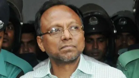 ছাত্রলীগের হামলায় মারাত্মক আহত মাহমুদুর রহমান