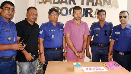 বগুড়ায় ফেন্সিডিল ও ইয়াবাসহ সাবেক সেনা সদস্য গ্রেফতার