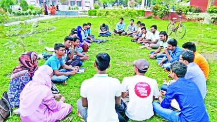 আলোকিত মানুষের আড্ডা : জীবনের বাঁকে বাঁকে