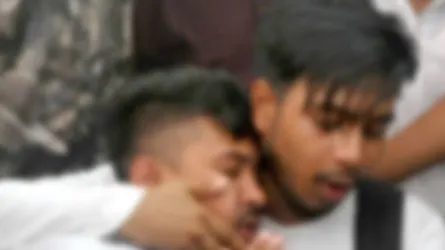 এবার ট্রাকের চাকায় পিষ্ট বিপণন কর্মকর্তা