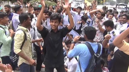 ব্রাহ্মণবাড়িয়ায় শিক্ষার্থীদের বিক্ষোভ
