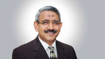 মোসাদ্দেক আলীর বিদেশ যাত্রায়  দুদকের নিষেধাজ্ঞা