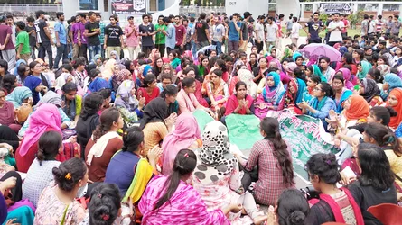 রুয়েট শিক্ষার্থীদের মহাসড়ক অবরোধ