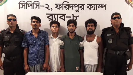 নগ্ন ভিডিও ছড়িয়ে দেয়ার হুমকি দিয়ে চাঁদা দাবী, আটক ৪