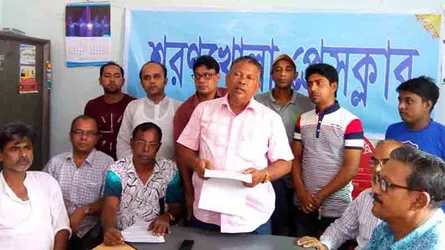 শরণখোলায় পল্লী বিদ্যুৎ সমিতির ‘অনিয়মে’র বিরুদ্ধে আন্দোলনে নামবে গ্রাহকরা
