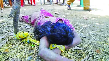 বিশ্বম্ভরপুরে খুঁটিতে বেঁধে গৃহবধূকে নির্যাতন