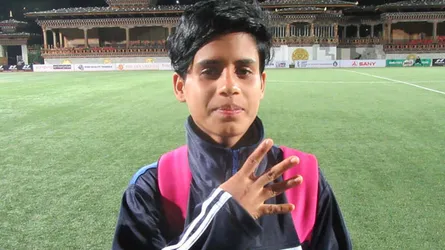 ‘হ্যাটট্রিক করে মায়ের কথা খুব মনে পড়েছে’