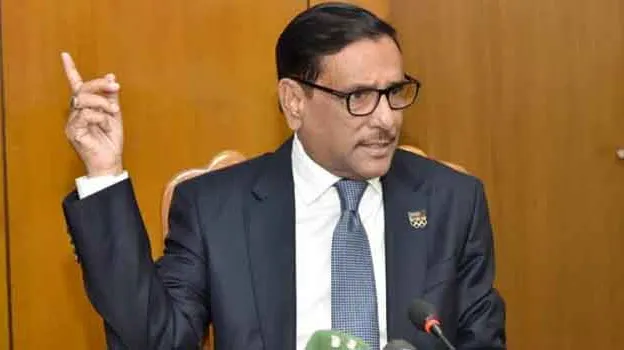 রাতের অন্ধকারে কারা বৈঠক  করছে সব খবর আছে-কাদের