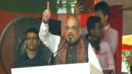 অমিত শাহ বললেন, বাংলাদেশী ঠেকাতেই...
